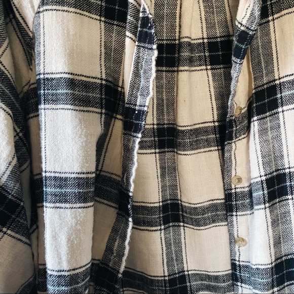 American Eagle Plaid Shirt - Picture 2 of 4